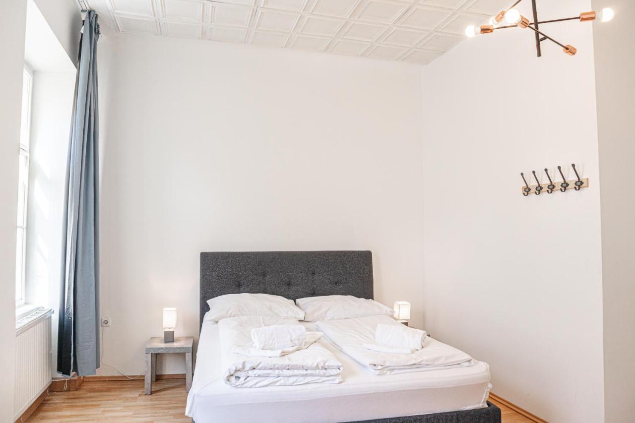 Central Belvedere 3Br Shared Apartment - 12 Min From City Center Wien Exterior foto
